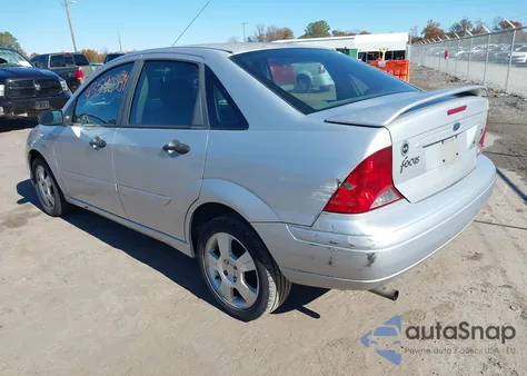 2004 Ford Focus Zts из США, поврежденный, VIN 1FAFP38Z44W179596